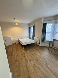 1 bedroom in a house share to rent, Mill Road, Cambridge CB1