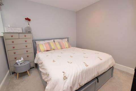 1 bedroom flat for sale, Filmer Grove, Godalming