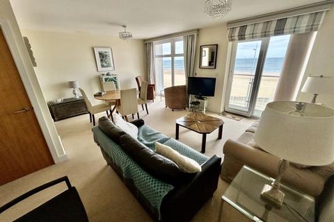 2 bedroom apartment for sale - West Promenade, Rhos on Sea