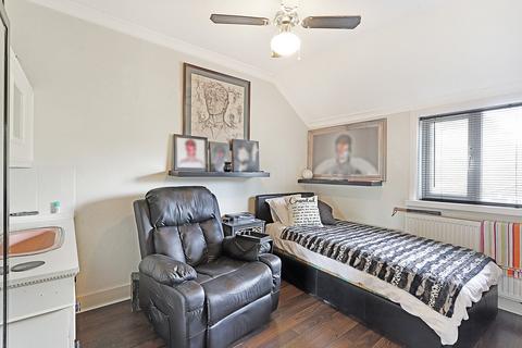 23 Fairfield Road, Epping, CM16 6SU