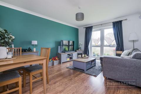 2 bedroom flat for sale, Parrs Close, Sanderstead