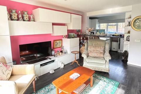1 bedroom retirement property for sale - Hucclecote Road, Hucclecote, Gloucester