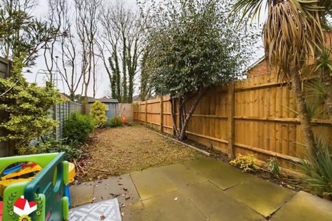 18 Bishops Road, Abbeymead, Gloucester, GL4 5FP