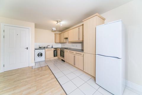 2 bedroom apartment to rent - Luscinia View, Reading