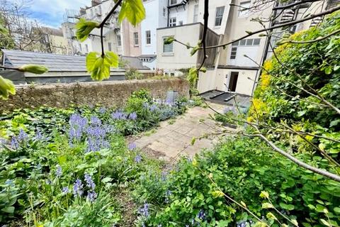 1 bedroom apartment to rent - Brunswick Place, Hove