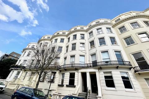 1 bedroom apartment to rent, Brunswick Place, Hove