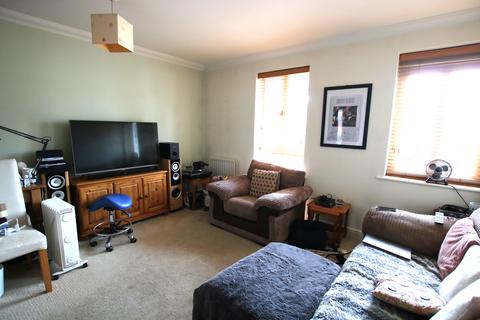 1 bedroom flat to rent - Montague House, Grand Avenue