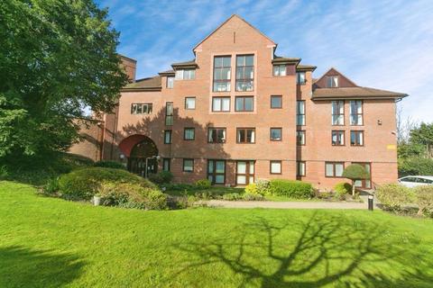 1 bedroom flat for sale, Coed Pella Road, Colwyn Bay LL29