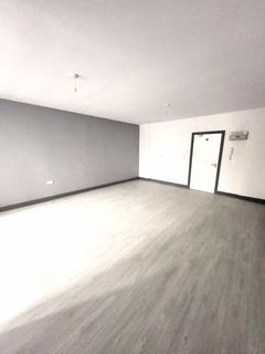 Studio to rent, New Street, Dudley DY1