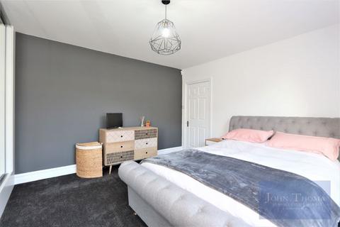 2 bedroom apartment to rent - Thurlby House, Woodford Green IG8