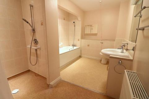 2 bedroom flat for sale, Luton LU2