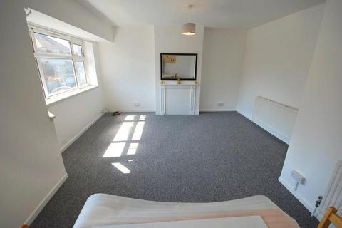 2 bedroom maisonette to rent - LONGLEY AVENUE, WEMBLEY, MIDDLESEX, HA0 1NQ