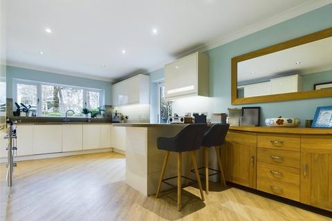 4 bedroom bungalow for sale, Hurstbourne Avenue, Highcliffe, Dorset, BH23