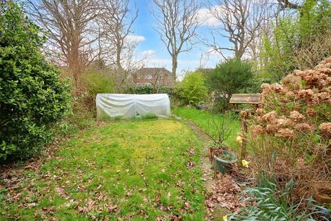 18 Foxcroft Road, Leeds, LS6 3NJ