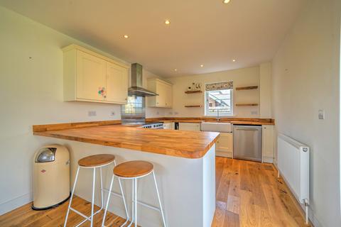 Orchard House, 7 Steeple Meadow, Kings Nympton, Umberleigh, EX37 9EZ