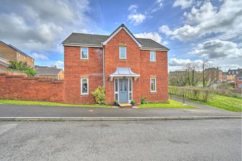 4 bedroom detached house for sale, Nadder Meadow, South Molton
