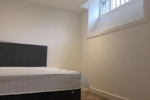 1 bedroom apartment for sale, Seven Court,Clyde Square,London