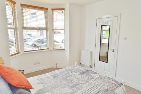 1 bedroom in a house share to rent, Field Terrace Road, Newmarket