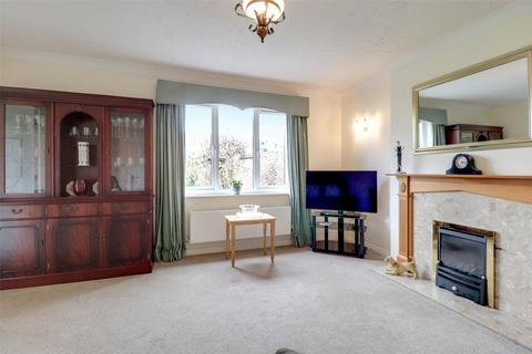 1 Edwards Drive, Westward Ho, Bideford, EX39 1XW