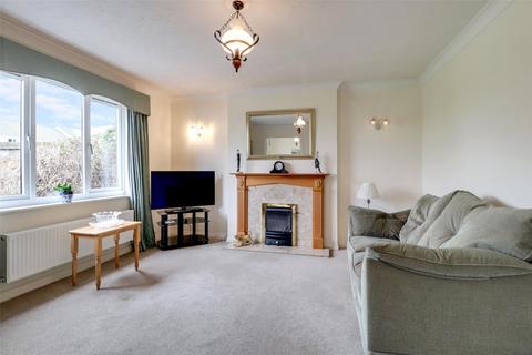 1 Edwards Drive, Westward Ho, Bideford, EX39 1XW