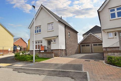 3 bedroom detached house for sale, Centurian Walk, Okehampton