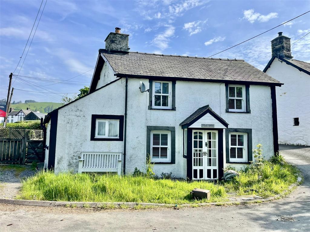 Mallwyd, Machynlleth, Gwynedd, SY20 2 bed detached house - £140,000