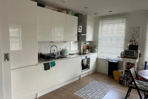1 bedroom flat to rent - 55 London Road, Enfield