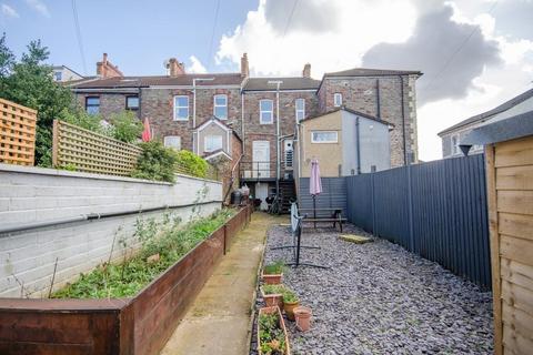 3 bedroom flat for sale, High Street, Staple Hill, Bristol, BS16 5HB