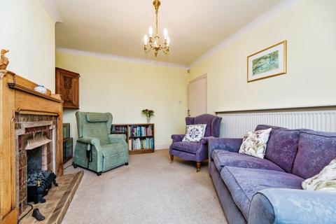 42 Wheel Lane, Grenoside, Sheffield, S35 8RN
