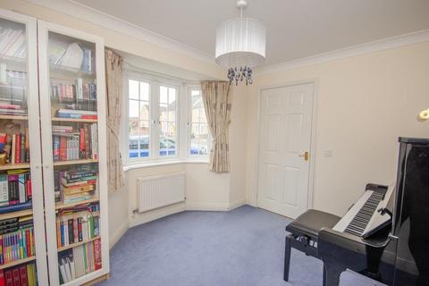 8 Wick Wick Close, Winterbourne, Bristol, BS36 1DP