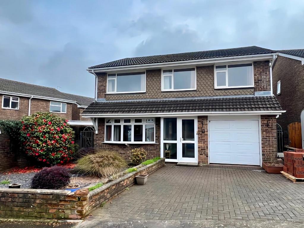 Grange Crescent, Coychurch, Bridgend... 5 bed detached house for sale £350,000
