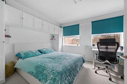 25 Lordship Road, London, N16 0QH