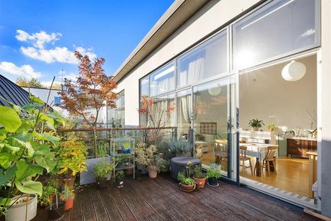 3 bedroom terraced house for sale - Rose Joan Mews, West Hamspstead, NW6