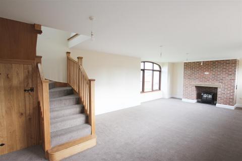 3 bedroom detached house to rent, Coulton Barn, Coulton, Hovingham, York