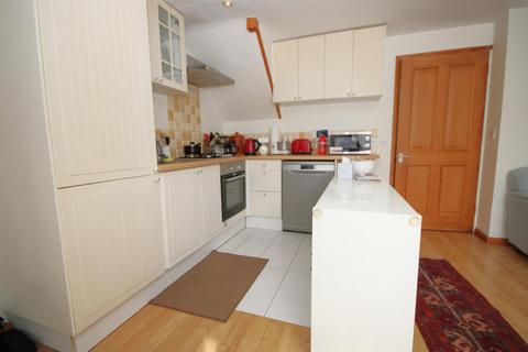 1 bedroom detached house to rent, Chesham Road, Guildford