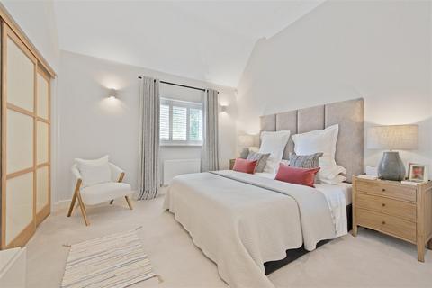 2 Martingales Close, Ascot, SL5 9FQ