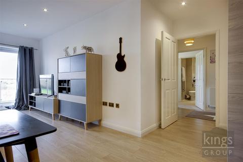 2 bedroom apartment for sale, Thornbury Way, London
