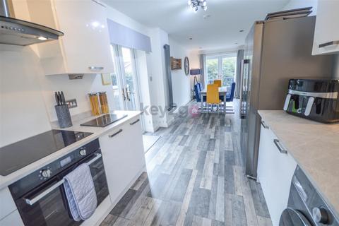 12 Brook Green, Hackenthorpe, Sheffield, S12 4NR