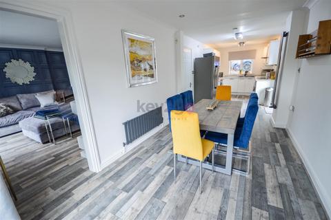 12 Brook Green, Hackenthorpe, Sheffield, S12 4NR