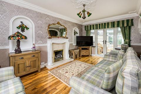 17 Stubbs Road, Penn Fields, Wolverhampton, WV3 7DF