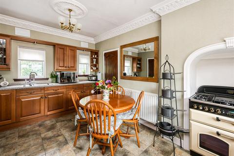 17 Stubbs Road, Penn Fields, Wolverhampton, WV3 7DF