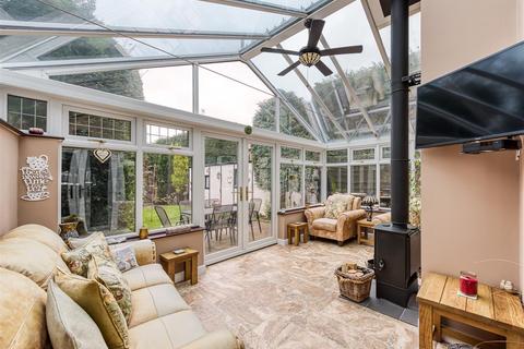 17 Stubbs Road, Penn Fields, Wolverhampton, WV3 7DF