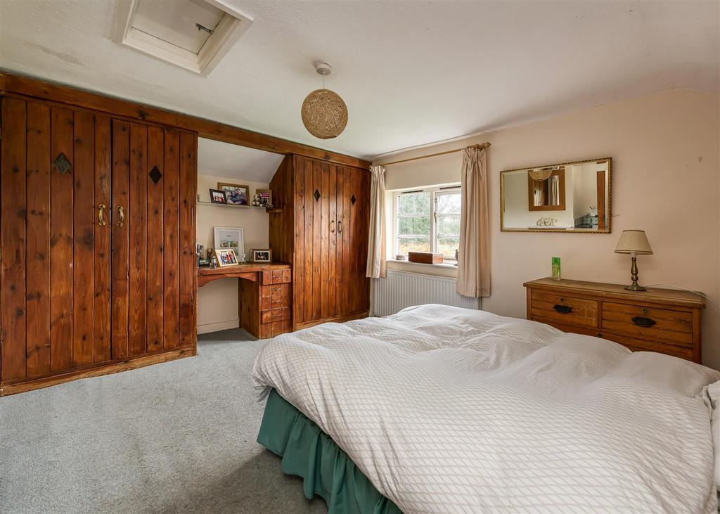Greystoke Cottage-bed2.jpg