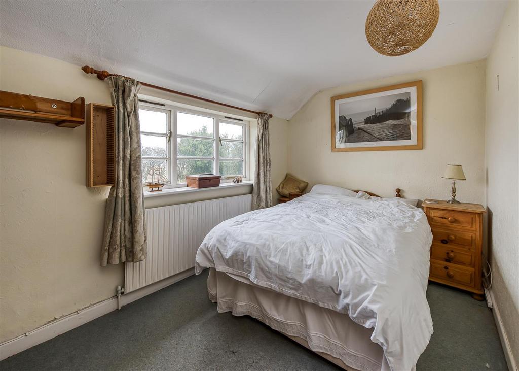 Greystoke Cottage-bed3.jpg