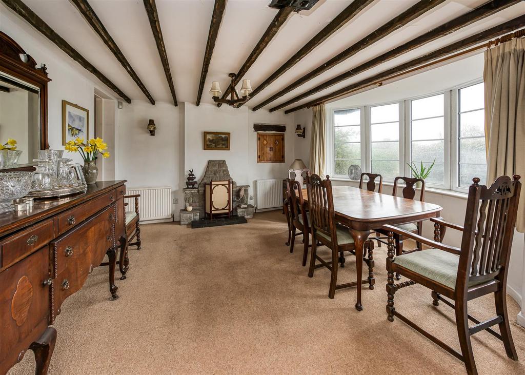 Greystoke Cottage-dining1.jpg