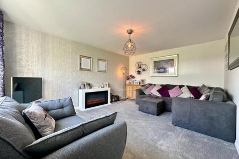 13 Loom End, Tiverton, EX16 5FJ