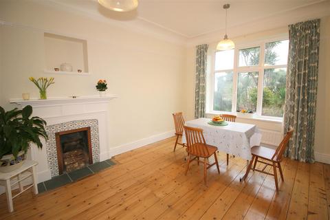 23 Callington Road, Saltash, PL12 6DU