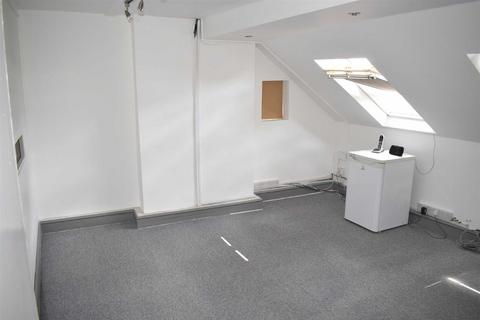 Serviced office to rent, Station Road, Chingford