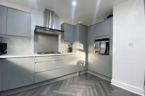152 Elmbridge Road, Birmingham, B44 8AE