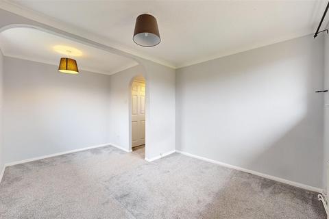 13 Capian Walk, Two Mile Ash, Milton Keynes, MK8 8HH